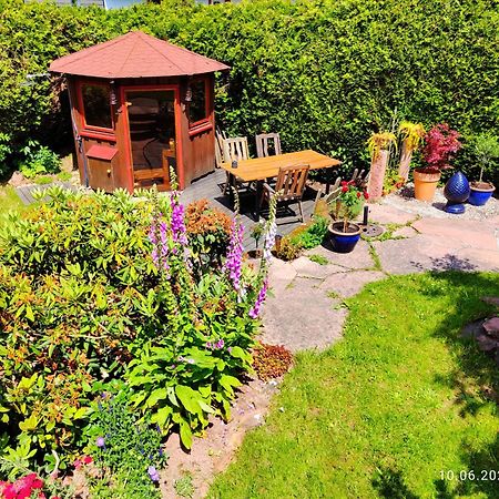 Ferienhaus Marre - Mit Grill, Feuerstelle Und Gartensauna Waldbrunn  Dış mekan fotoğraf